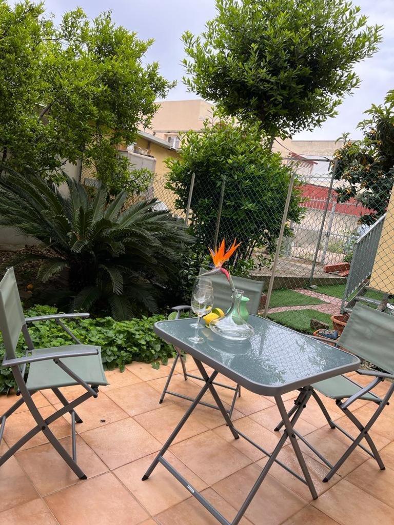 Tangerine Tree House Apartment Cagliari Exterior foto